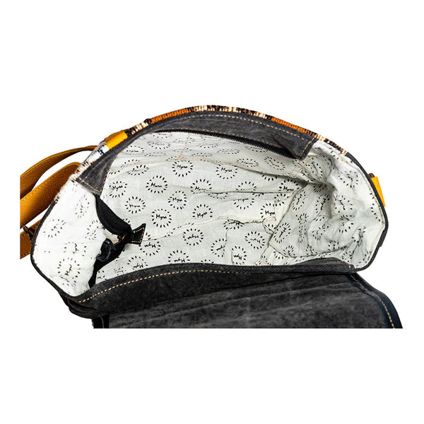 Zonita Mesa Shoulder Bag