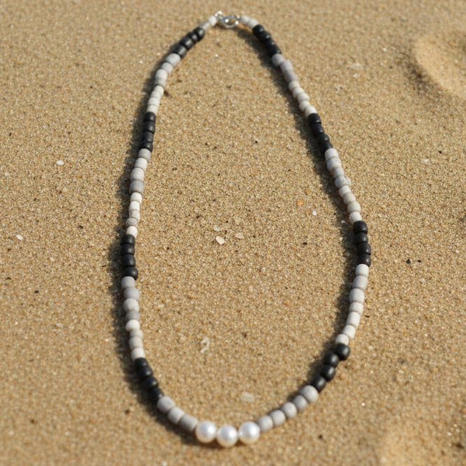 Fresh Water Pearl Beaded Necklace - Browns