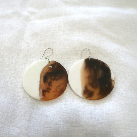 Horn Resin Earrings - Solid Circle