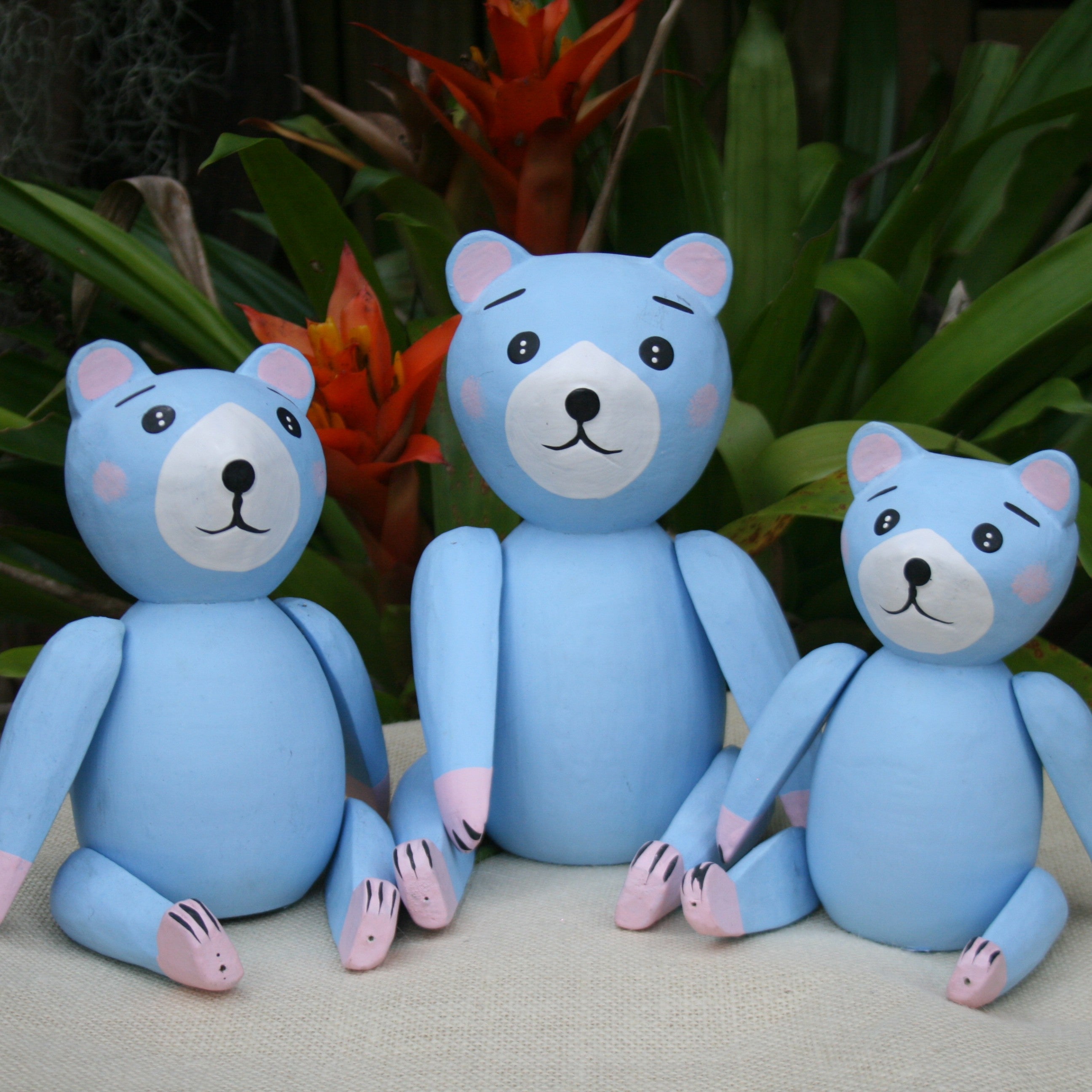 Sitting Bears - Pale Blue