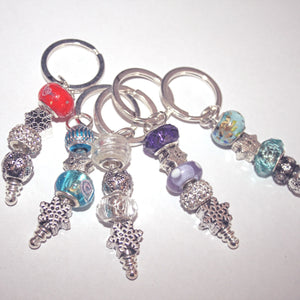 Beaded Snowflake Keyring - SKR370 - pack of 5