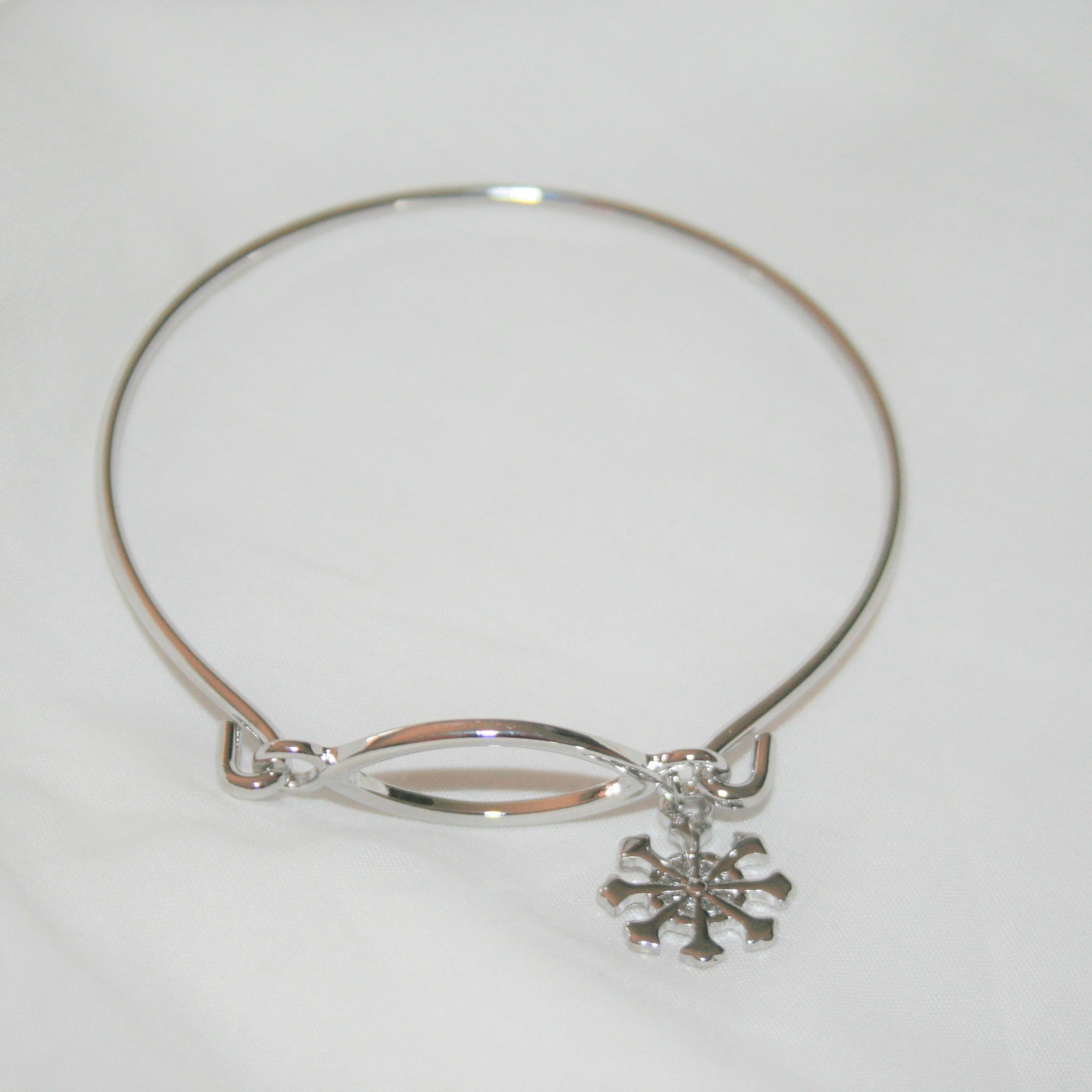 Drop Snowflake Bracelet - SB405 - pack of 5