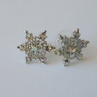Lacy snowflake stud earrings - SEL128 - pack of 5