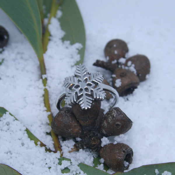 Sterling Silver Snowflake Ring - SXR389