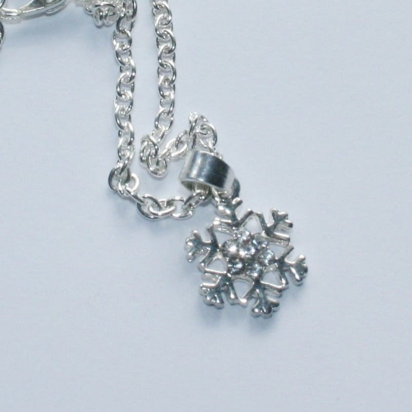 Small Snowflake pendant w/- stones  - SN442 - pack of 5